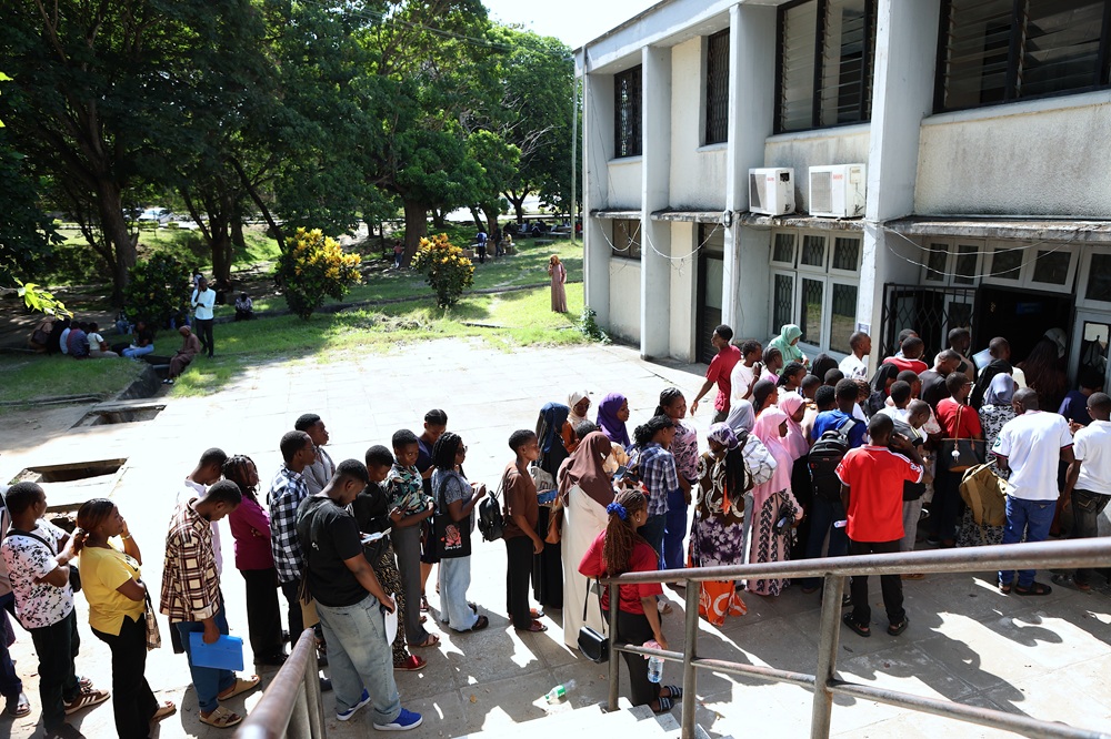 UDSM, HESLB