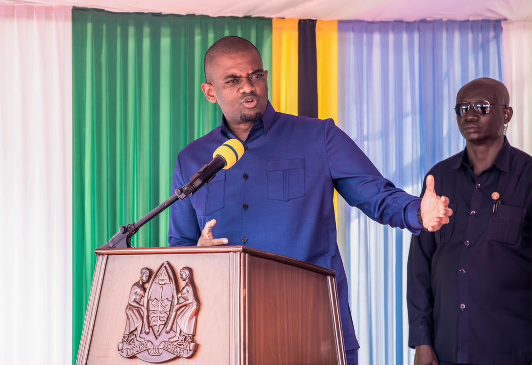 Vice President Lays Foundation Stone