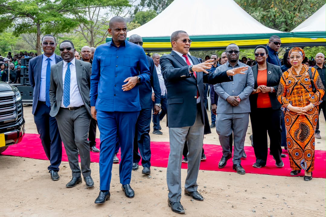Vice President Lays Foundation Stone