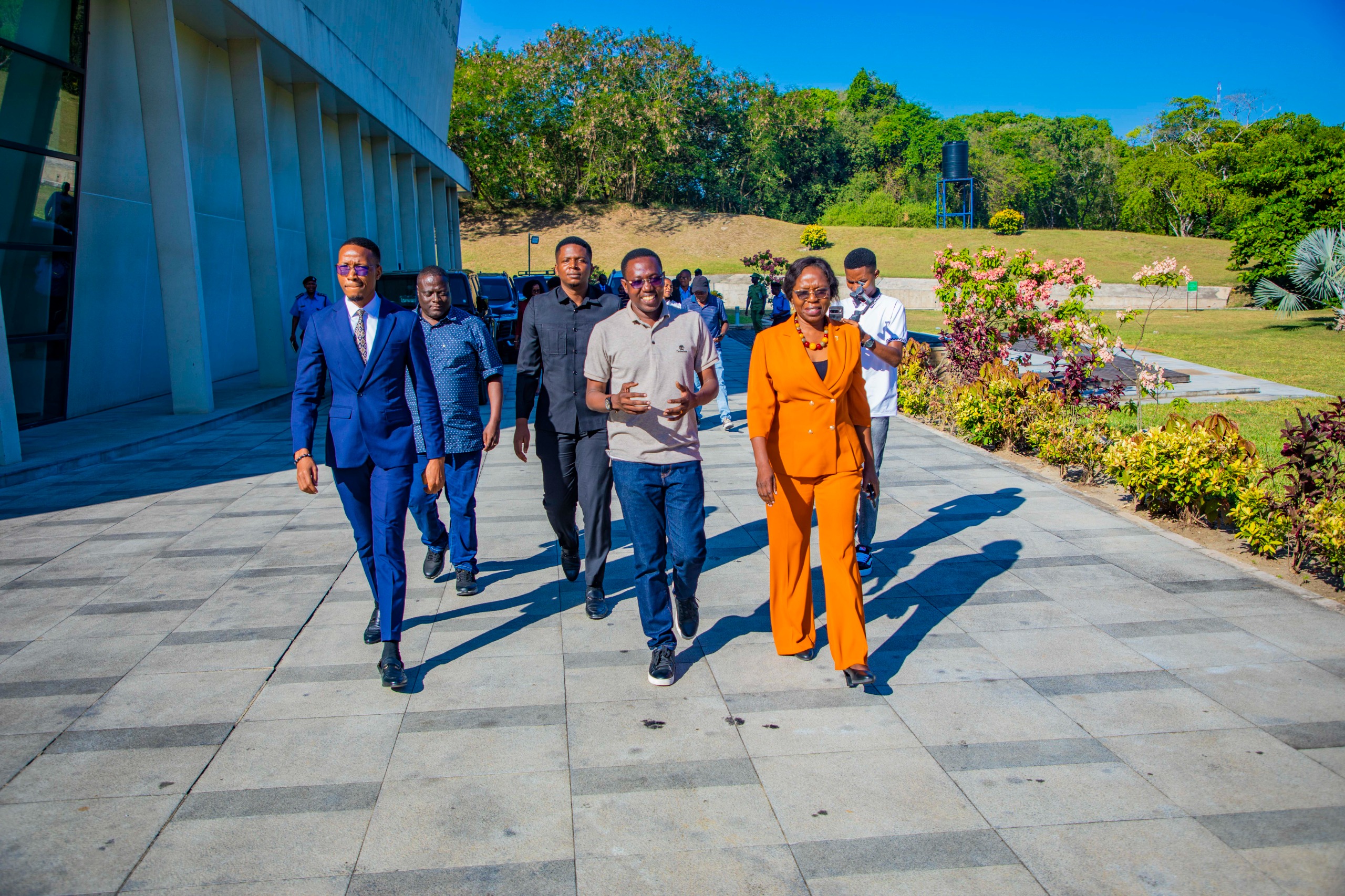 Minister Nanauka to University Students